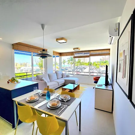 Appartamento Sunshine Blue Skies And Seaview 2 Bedroom Apartment Seasonal Pool Free Wifi And Dedicated Workspace By Namaste Elite *